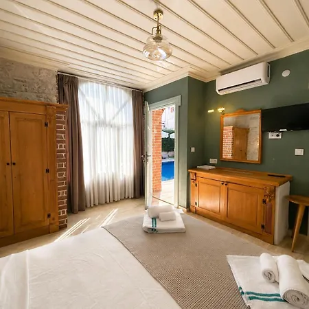 Hotel Volga Cunda